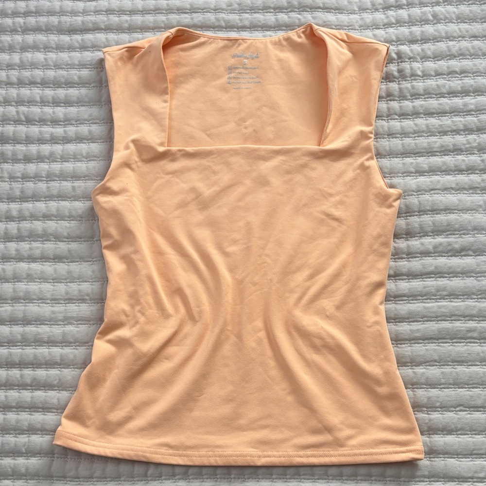 Sleeveless Square Neck Women’s Top - Peach